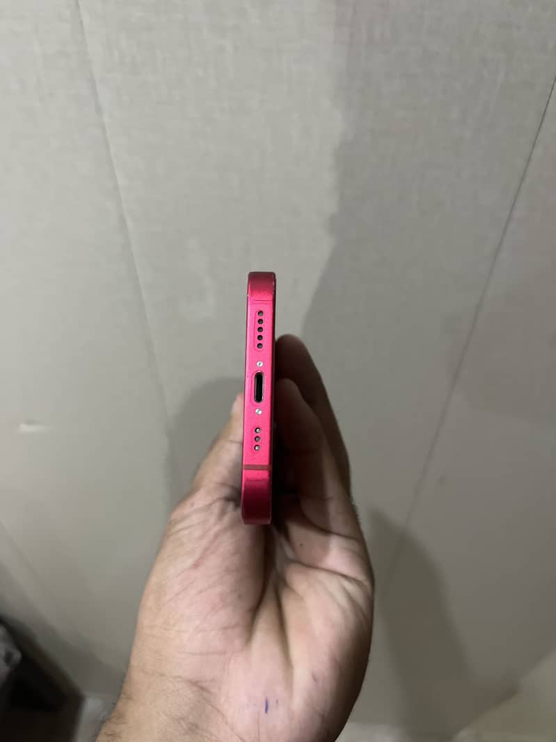 Apple iPhone 14 3