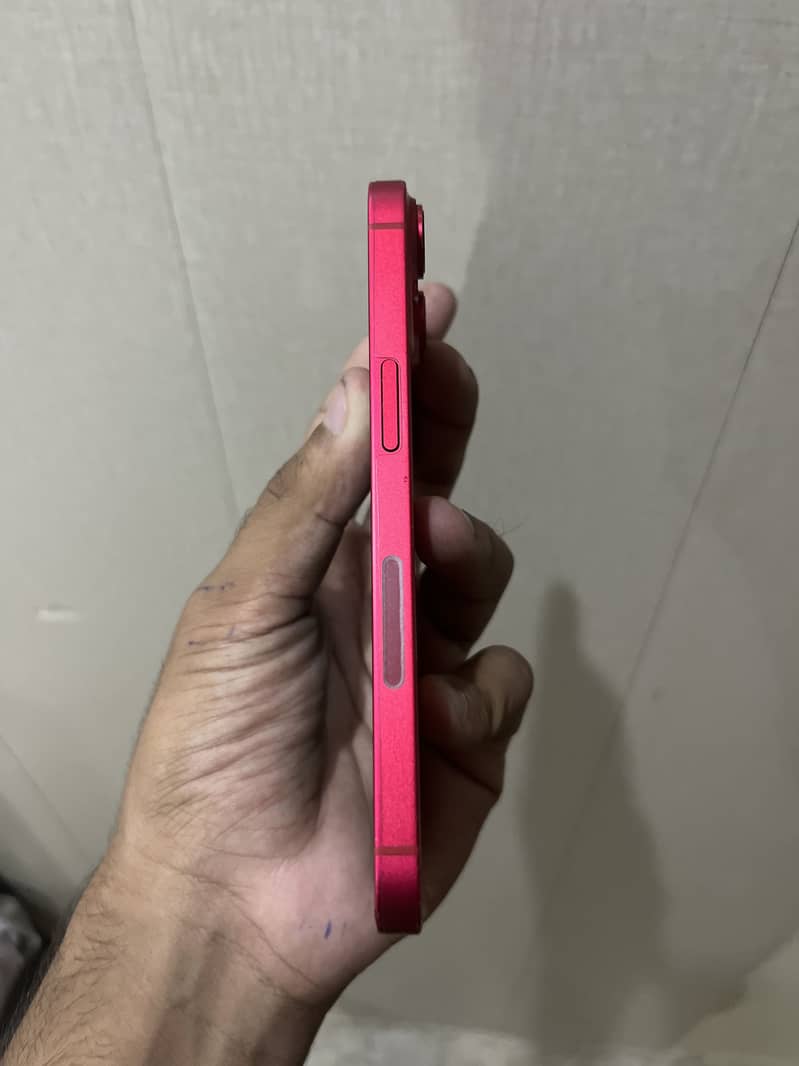 Apple iPhone 14 4