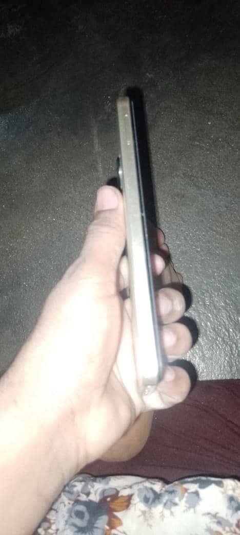 Tecno Spark 20C 3