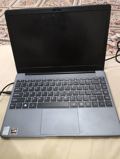 PM laptop new