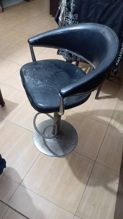 Salon Chair for urgent sale