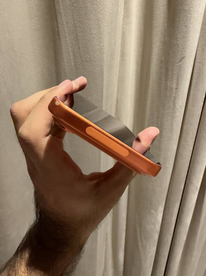 Apple iPhone 17 Pro Max 2