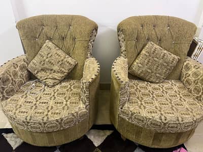7 Seaters sofa set with table and curtains