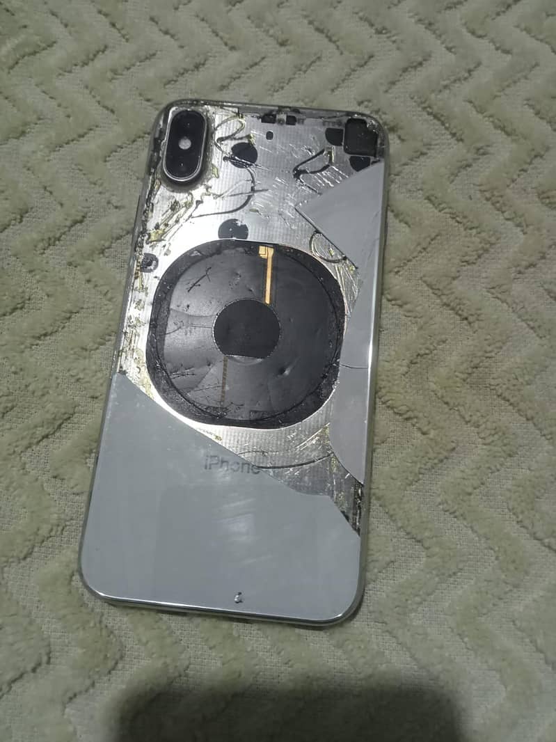 Apple iPhone X 3