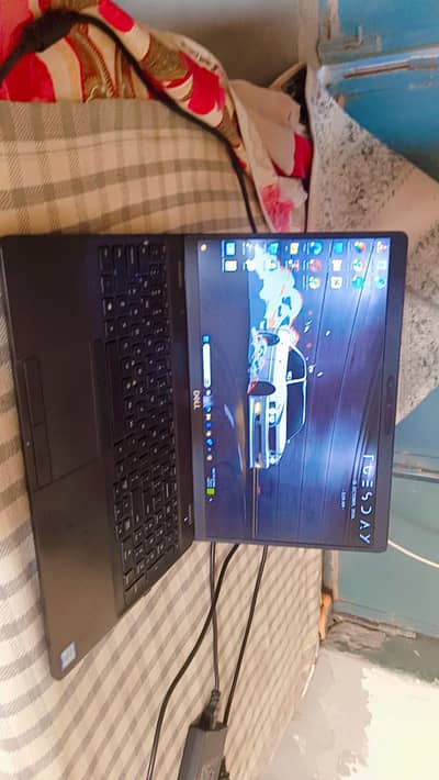 DELL LATITUDE 5501 INTEL CORE I 7 9 GENERATION 2 GBU AND TOUCH SCREEN