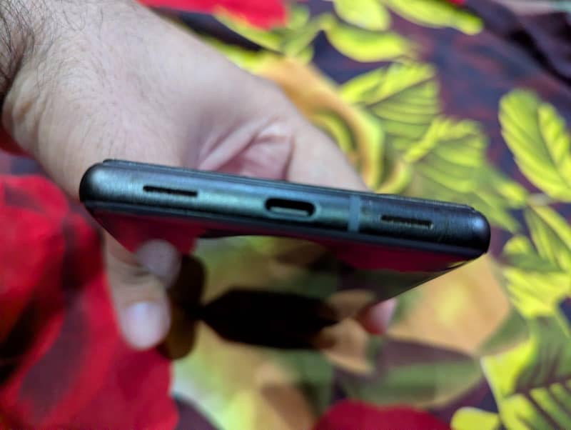 Google Pixel 6a 5