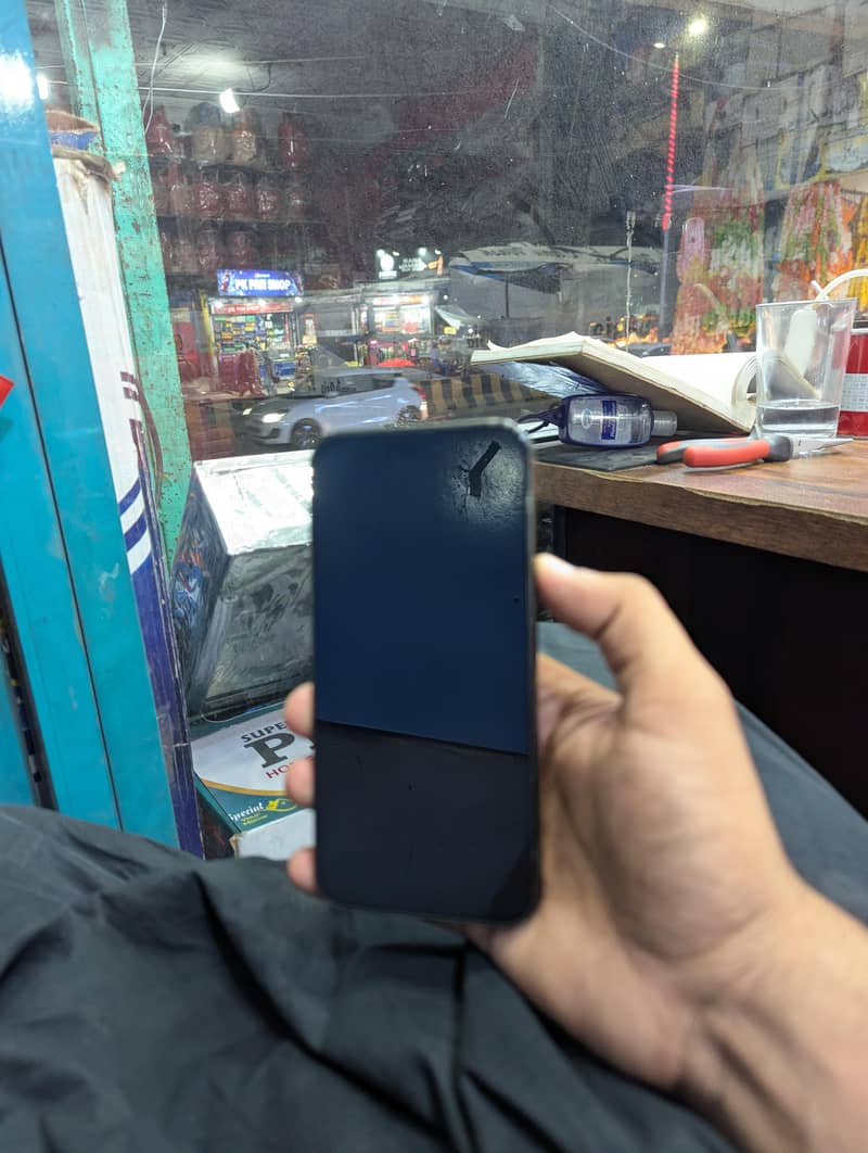 Apple iPhone 15 Pro Max 3