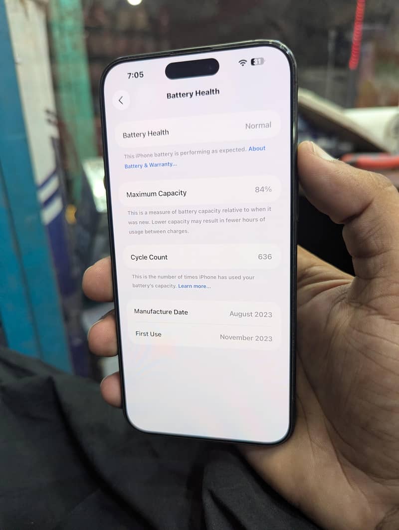 Apple iPhone 15 Pro Max 4