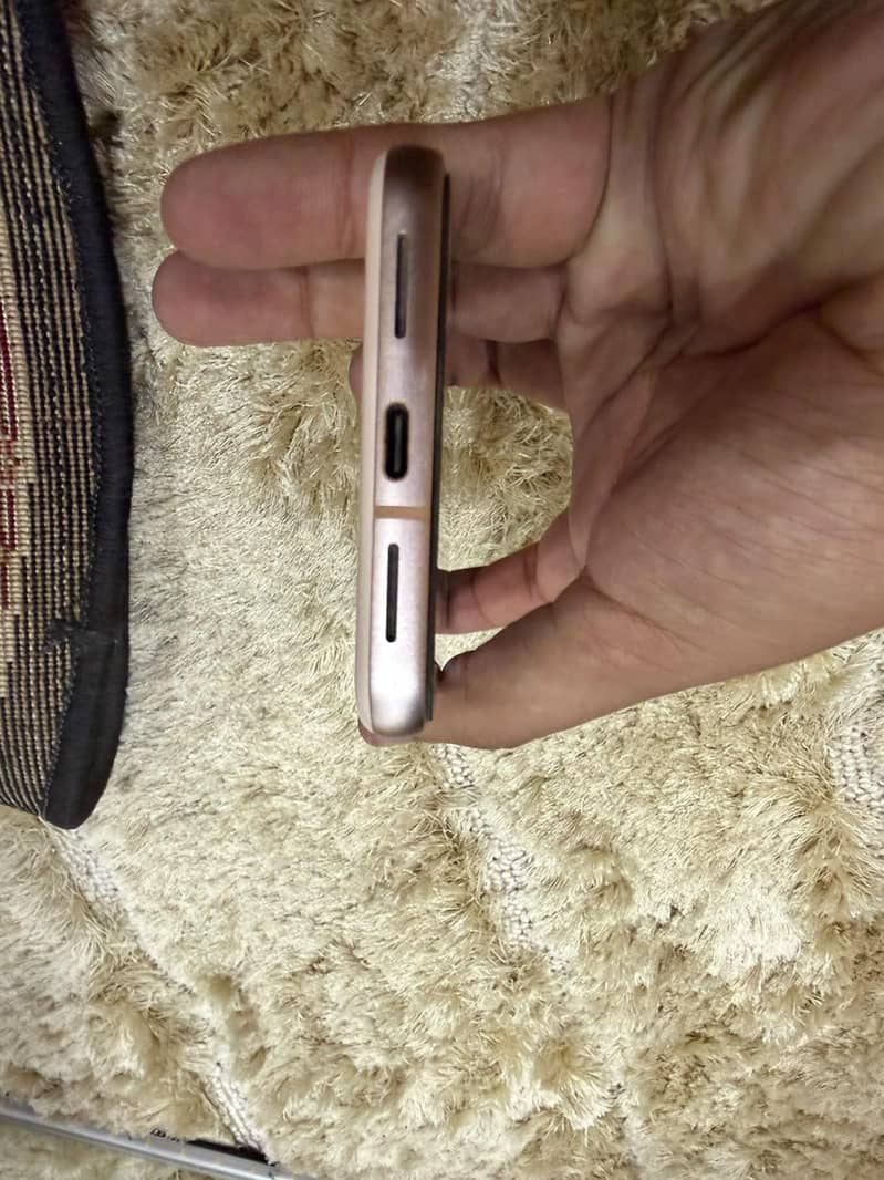 Google Pixel 8 0
