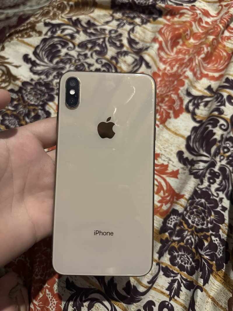 Apple iPhone XS Max 0