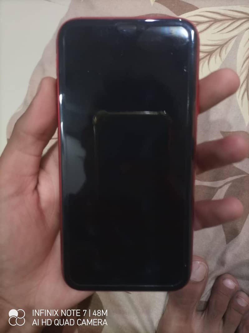 Apple iPhone XR 4