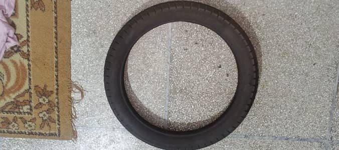 panther tracker Rear/back tyre 2.75-18 used on pridor/125/ybr/dulex