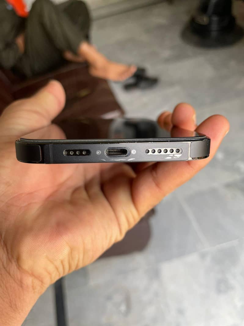 Apple iPhone 14 Pro Max 5