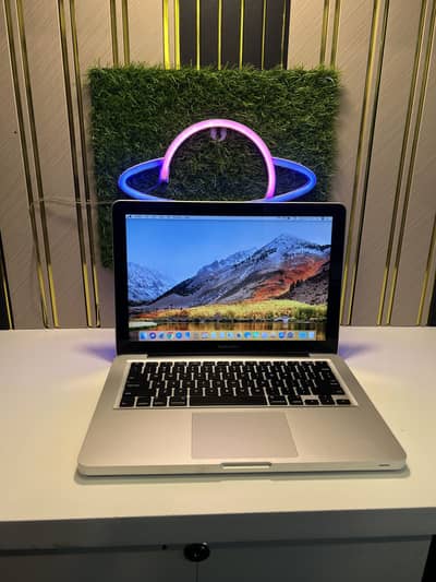 MacBook Pro 2012 13” i5/i7 & 15” i7 4GB 320GB WhatsApp 03215984936