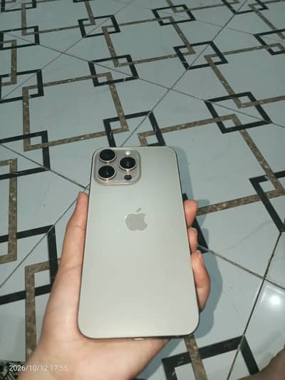 Apple iPhone 15 Pro Max