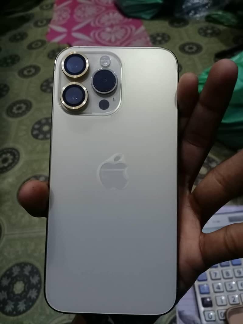 Apple iPhone 14 Pro Max 2