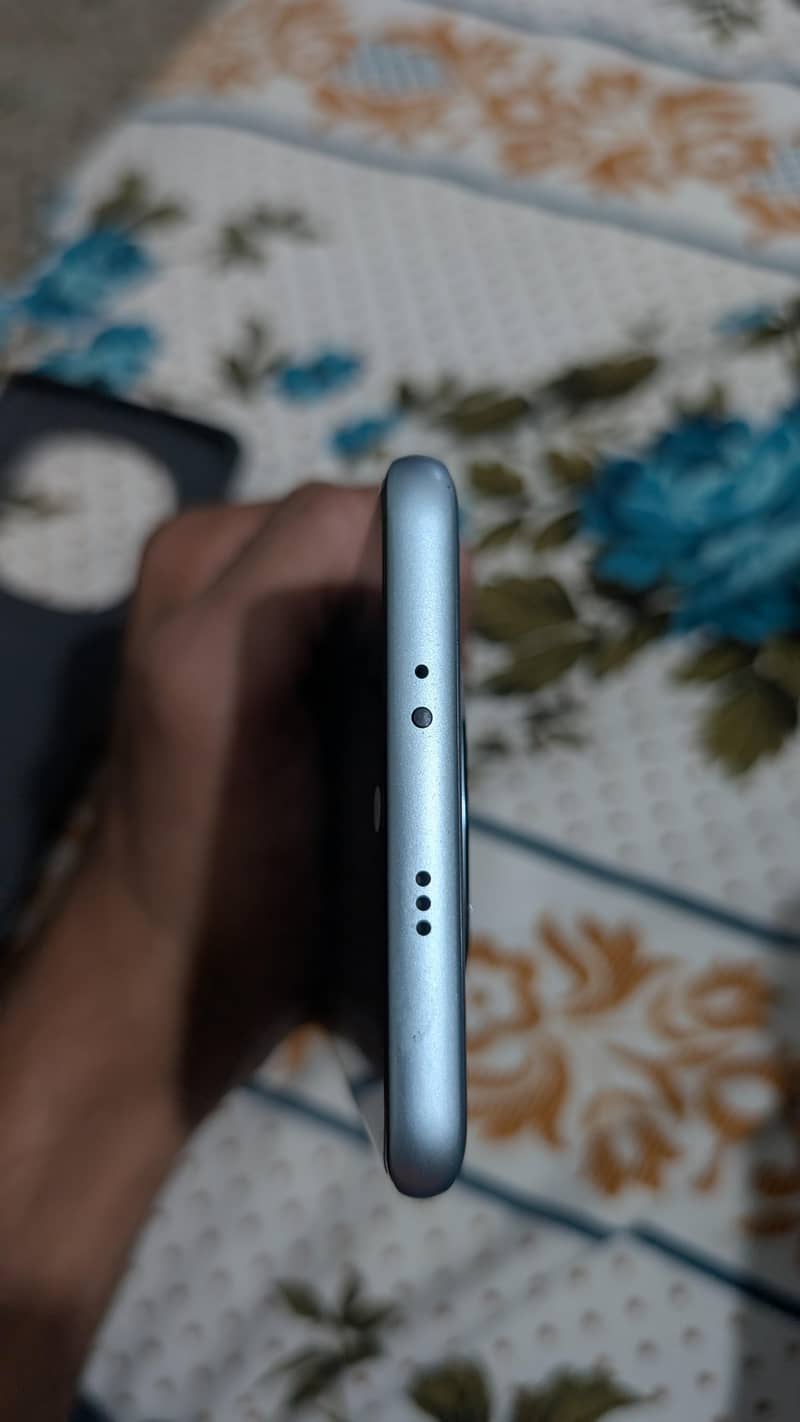 Xiaomi Redmi Note 15 4