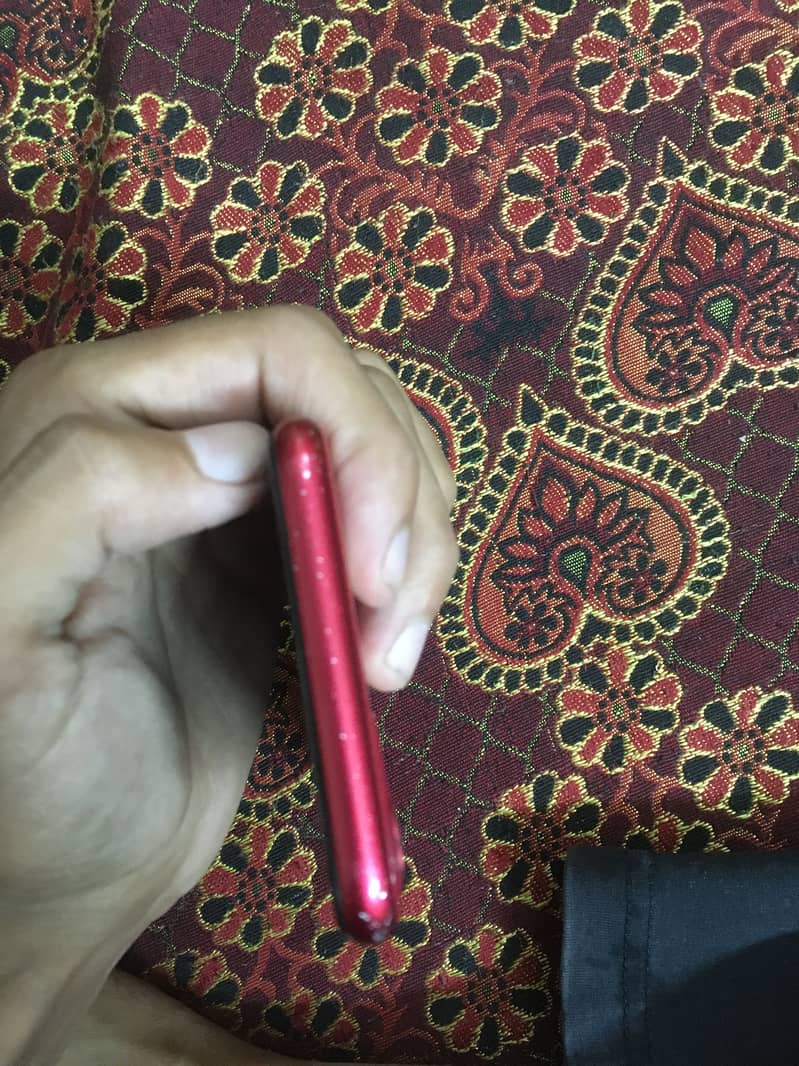 Apple iPhone 11 3