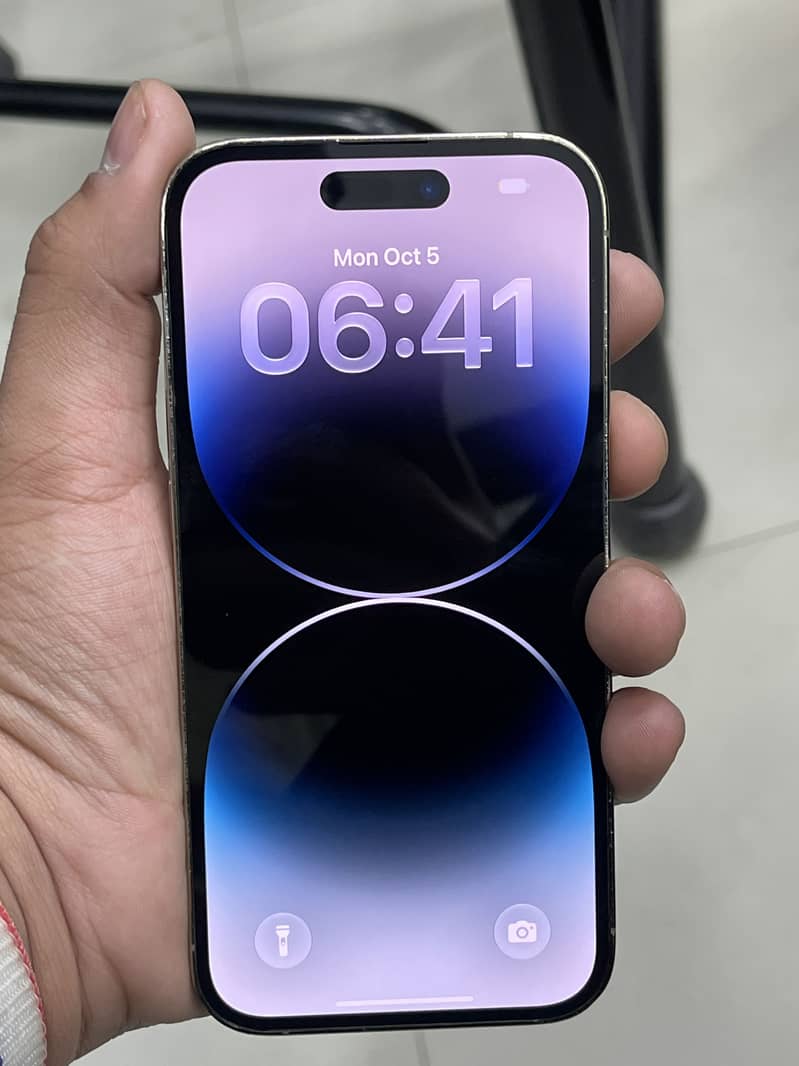 Apple iPhone 14 Pro 0
