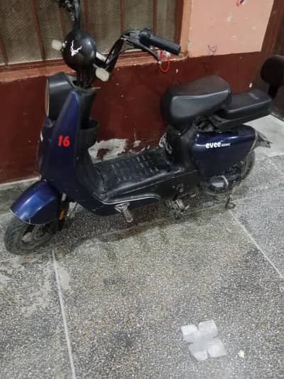 For Sale: Fully Electric Scooty (No Fuel Needed)