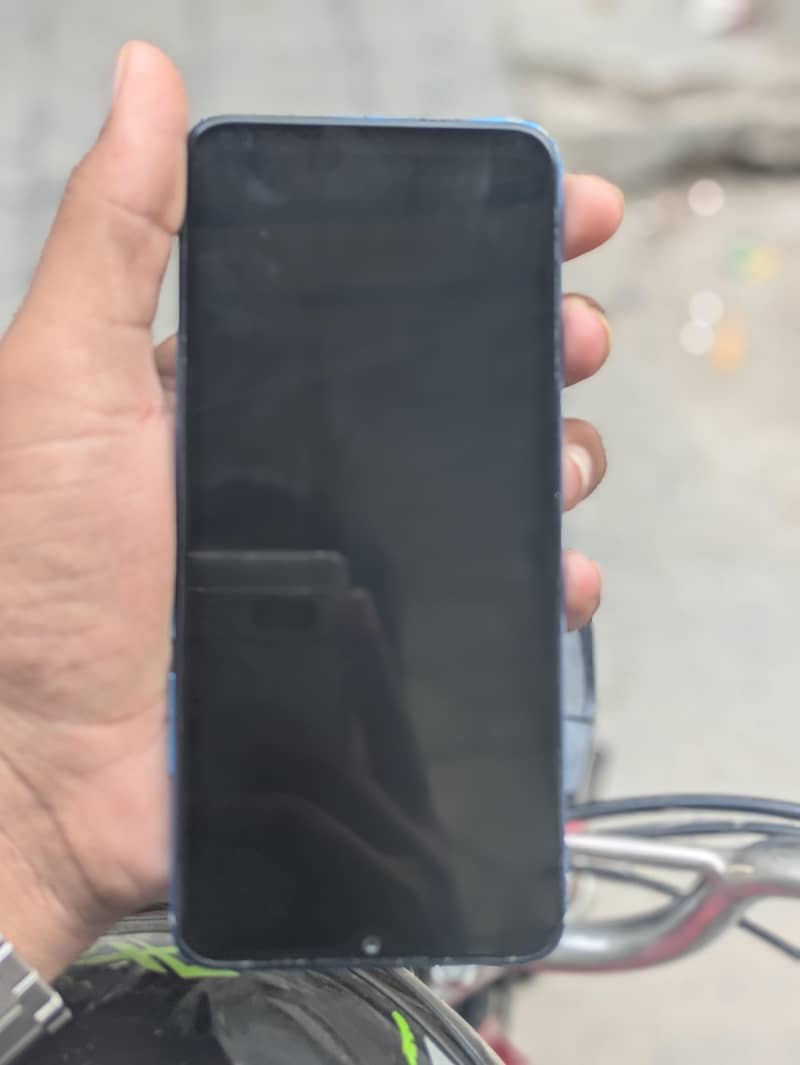 OPPO A16e 1