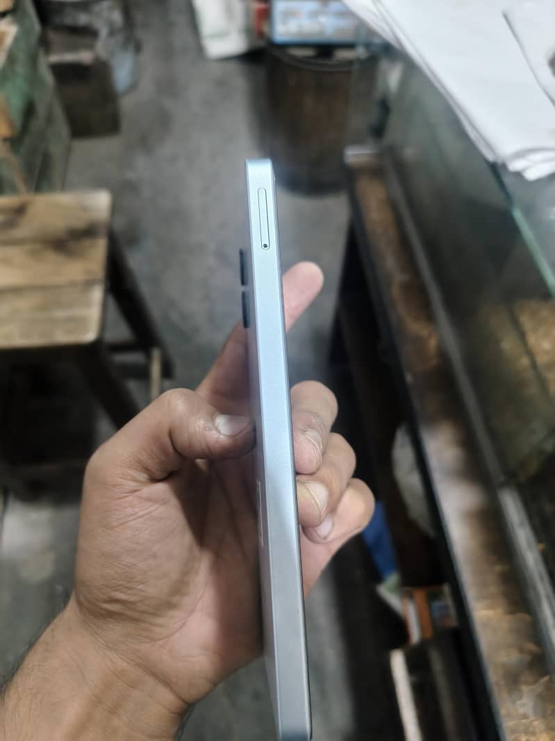 Samsung Mobile A06 5