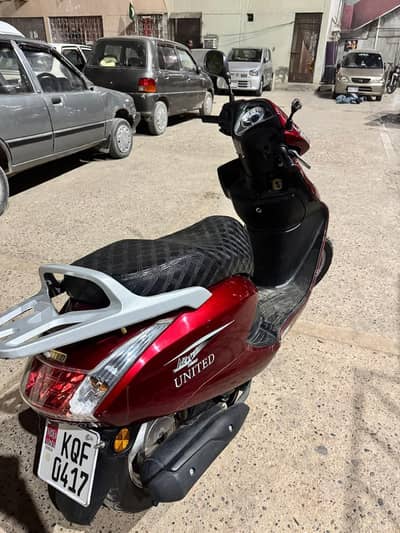 united Scooty 100cc