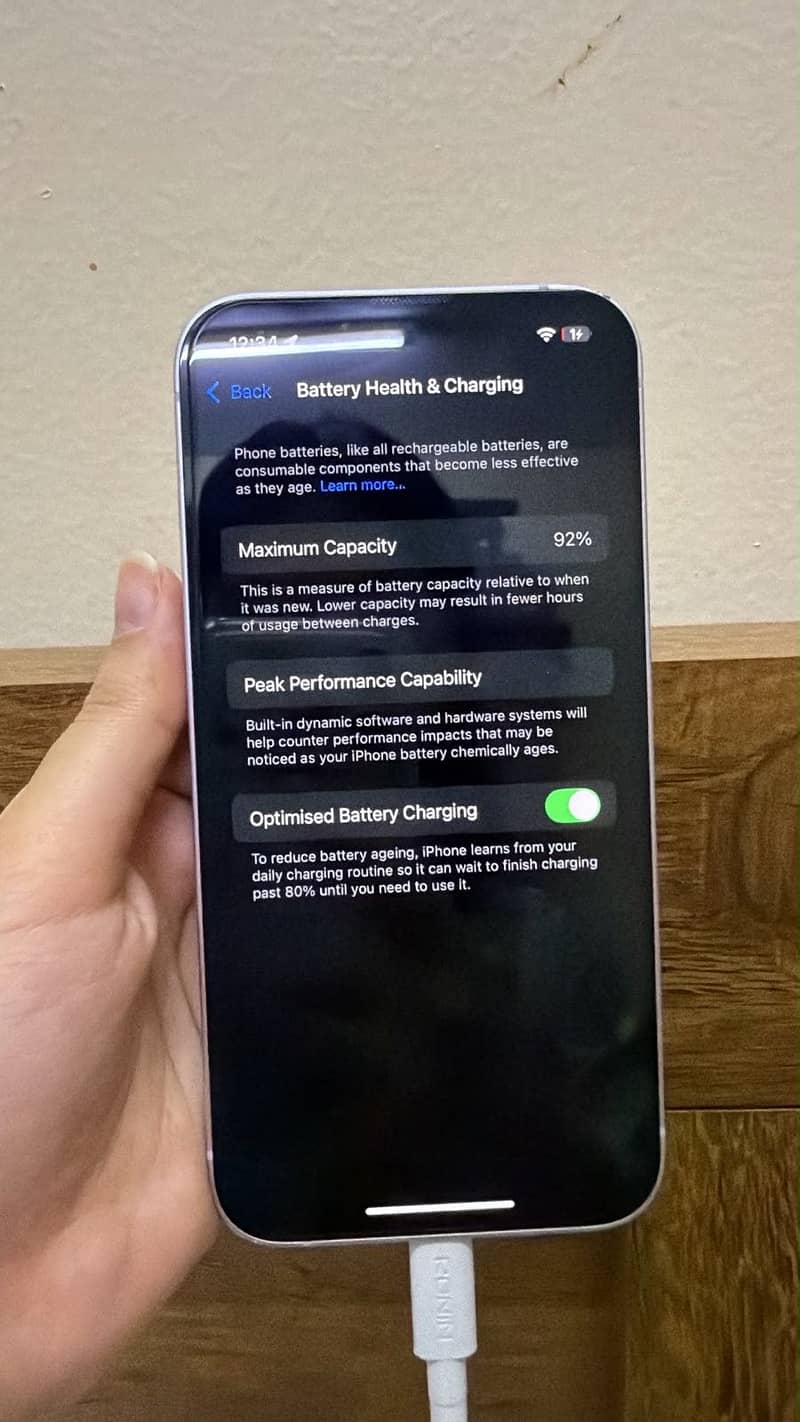 Apple iPhone 14 3
