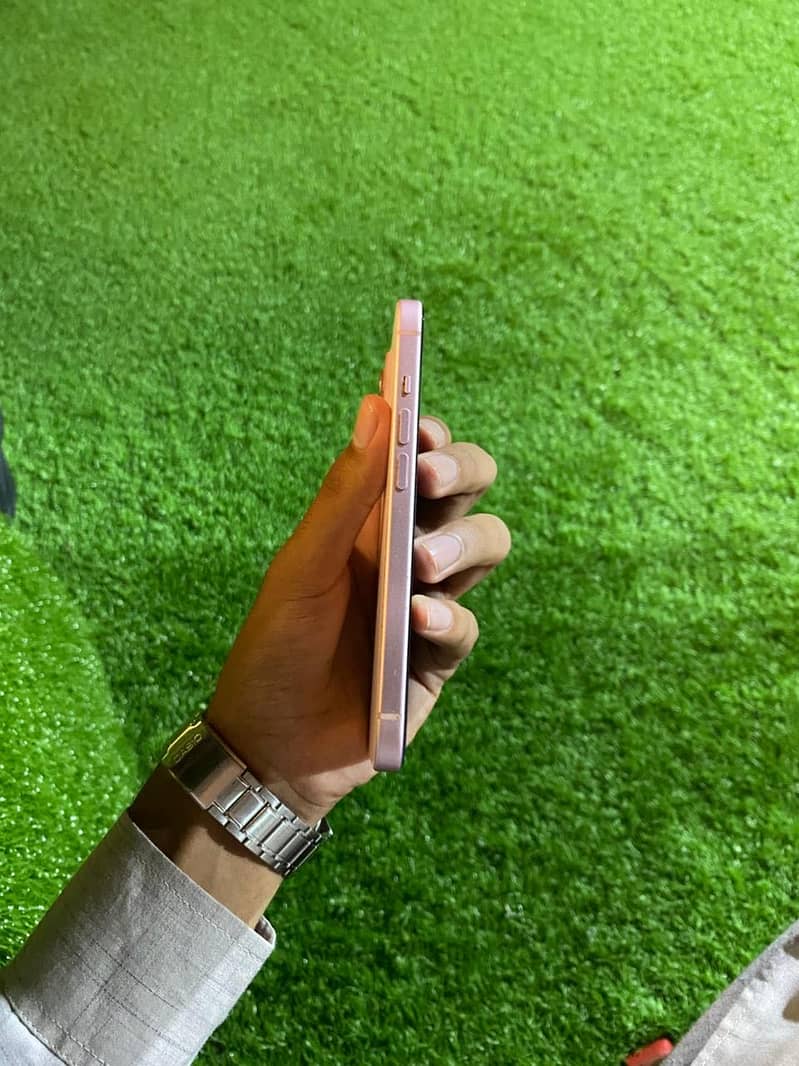 Apple iPhone 15 1