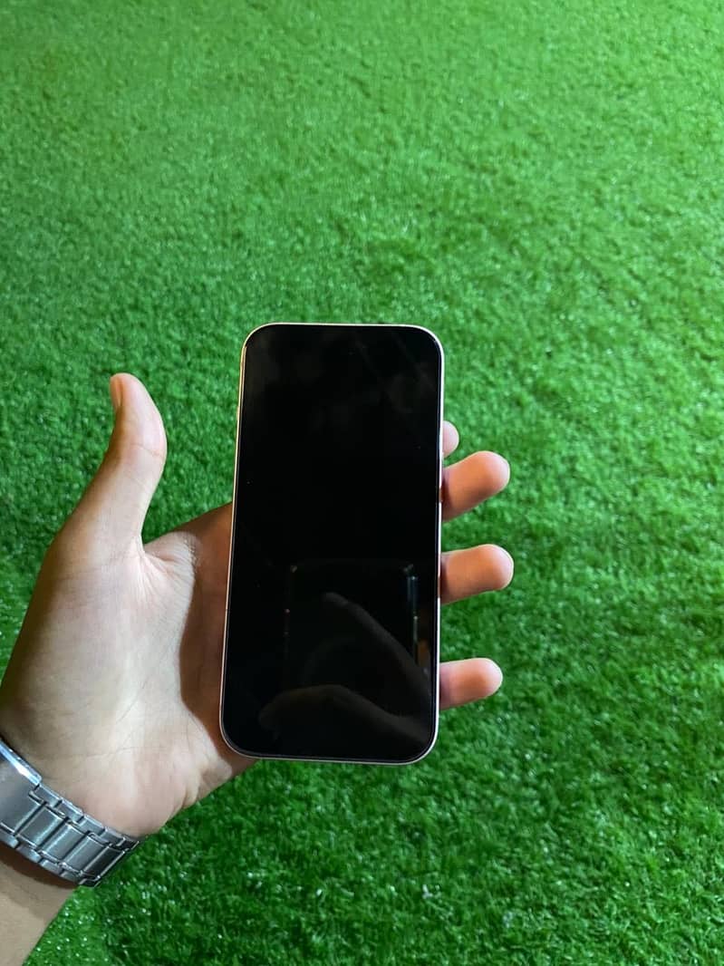 Apple iPhone 15 5
