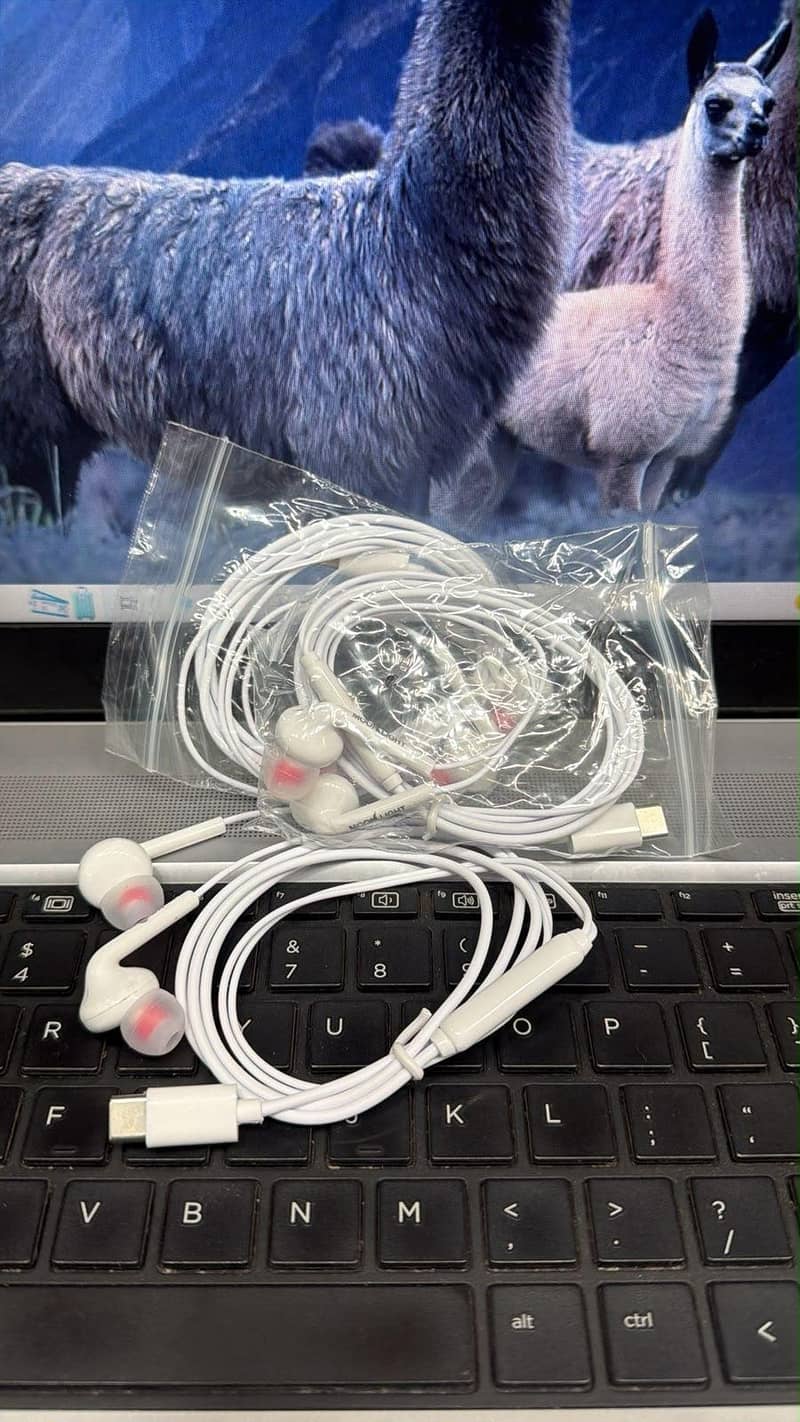 MOBILE ACCESSORIES 10