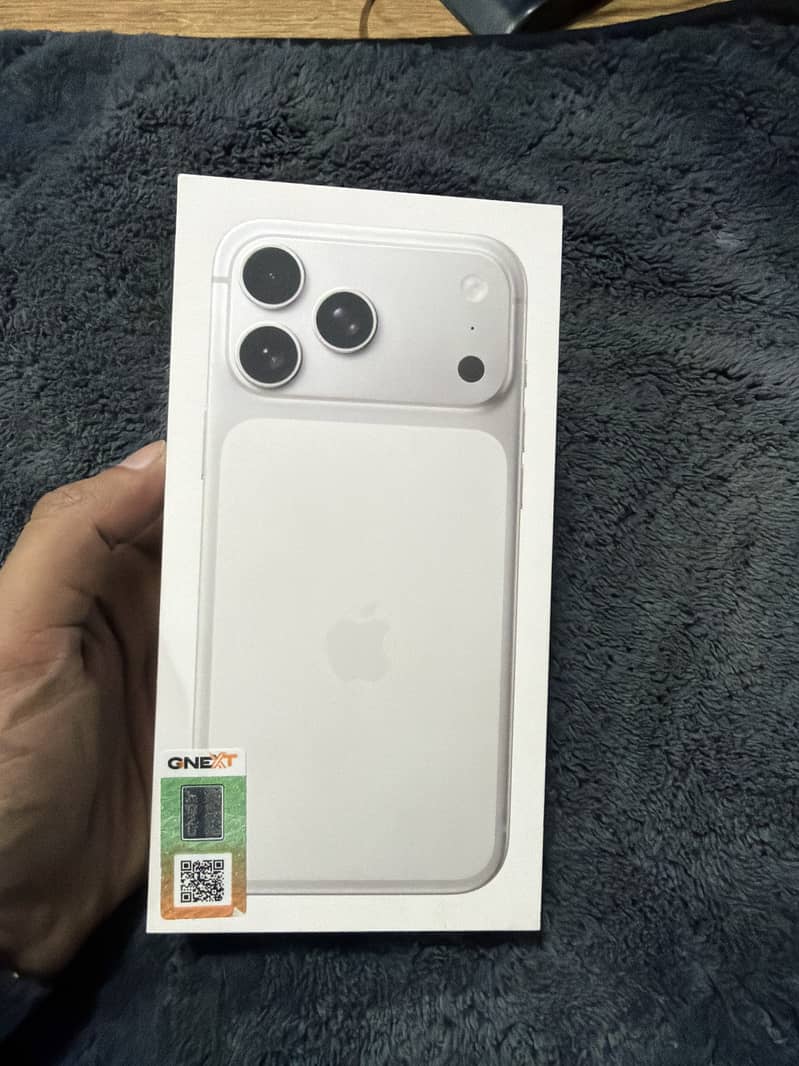 Apple iPhone 17 Pro Max 8