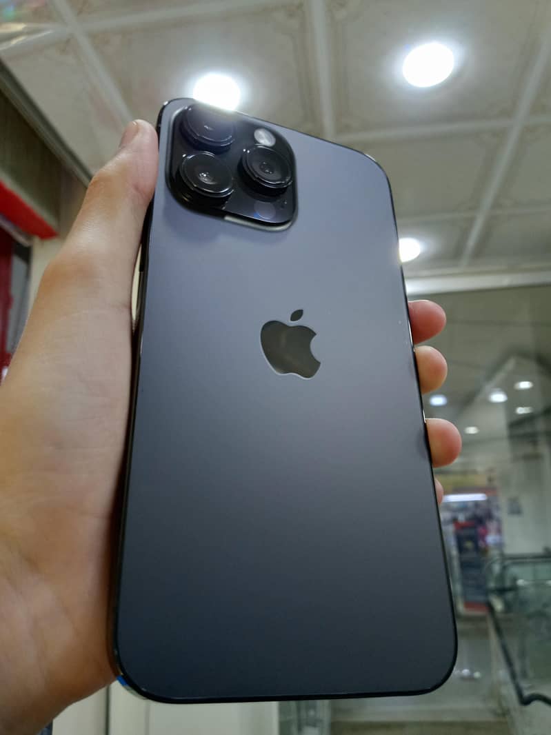 Apple iPhone 14 pro max 0