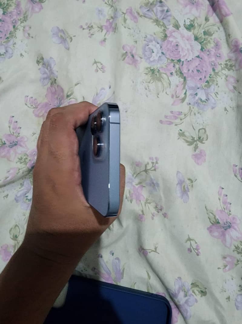 Apple iPhone 13 Pro Max 7
