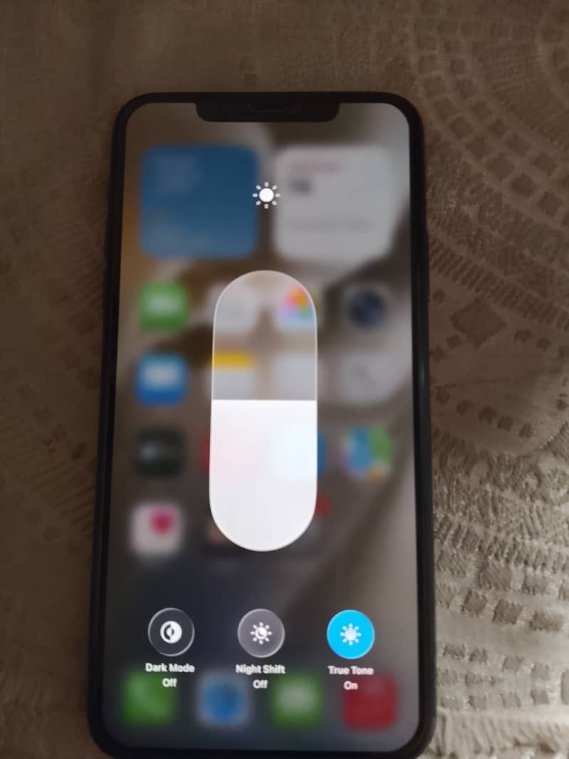 Apple iPhone 11 Pro Max 3