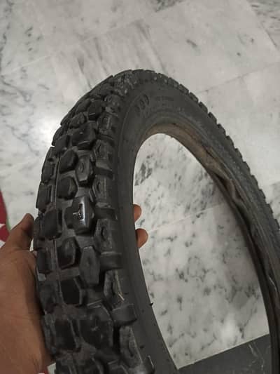 Ravo tyre for 125