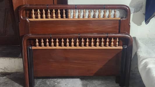 Pure Sheesham Wood Single Bed | Gol Ring Design