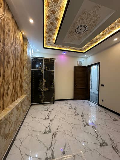 7.5 Marla double story new house for Sale