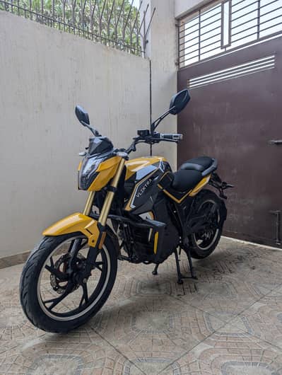 VLEKTRA BOLT 3K YELLOW  2026 MODEL UNREGISTERED