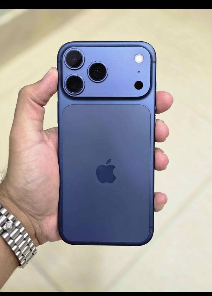 Apple iPhone 17 Pro Max 0