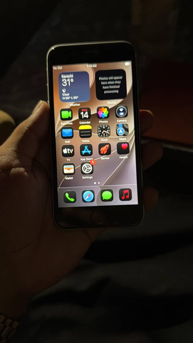 Apple iPhone SE 3