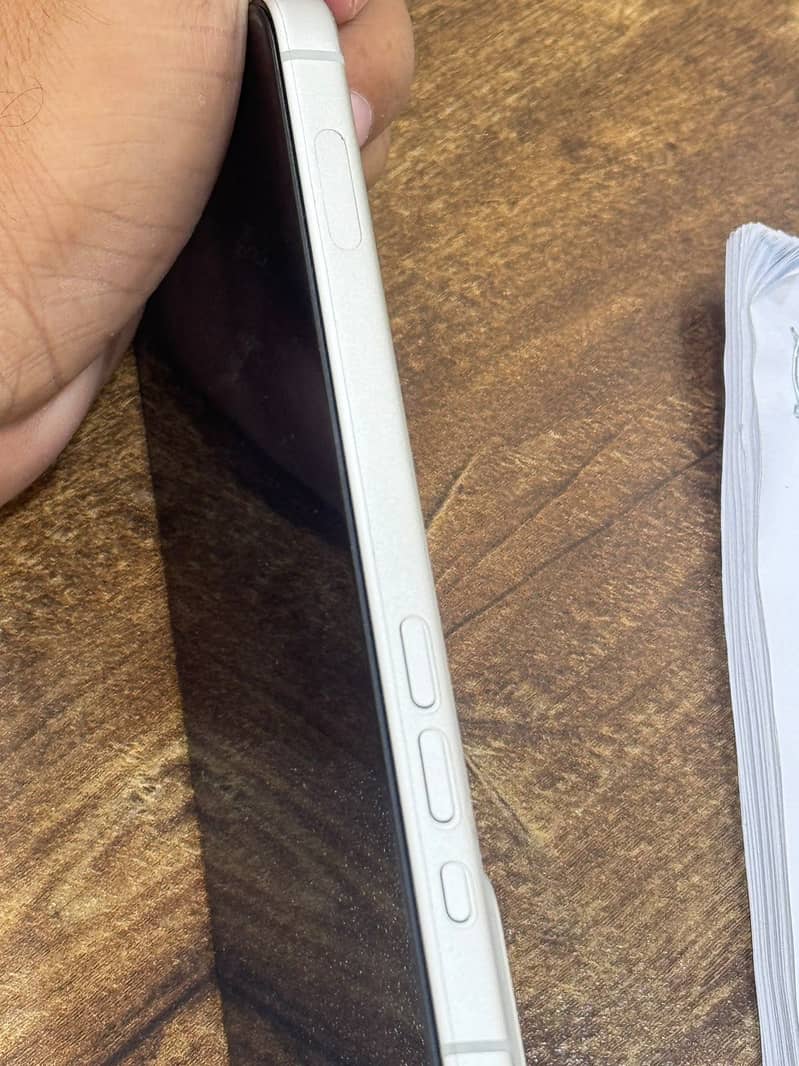 Apple iPhone 17 Pro Max 2
