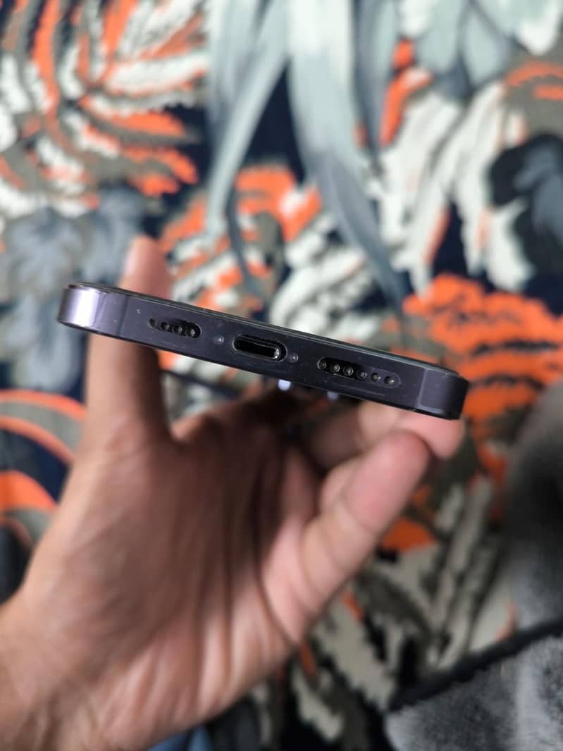 Apple iPhone 14 Pro Max 4