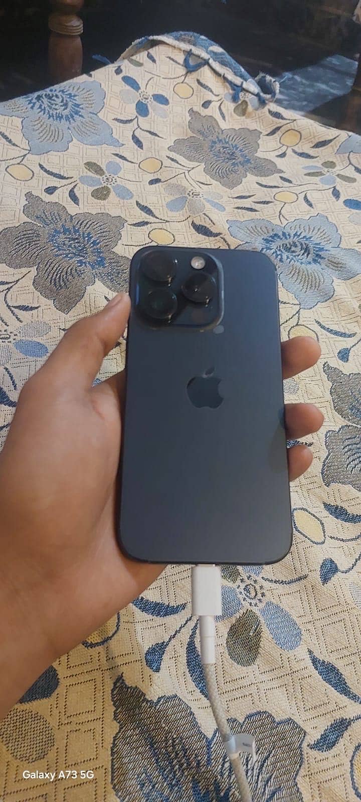 Apple iPhone 15 Pro 3