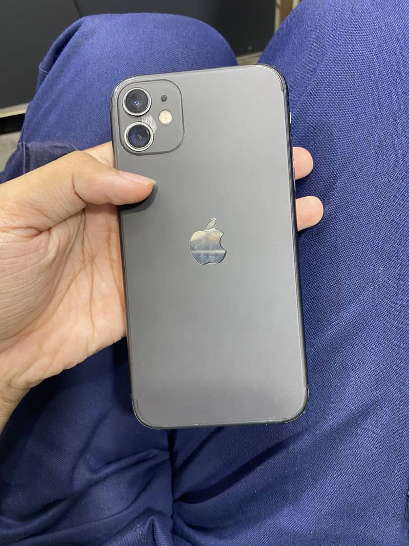 Apple iPhone 11 4