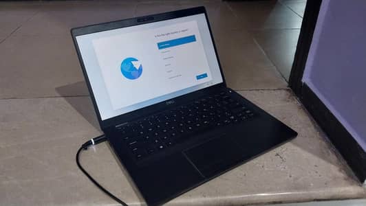 Dell latitude 5400 [Condition : Great, Battery health 52%]]