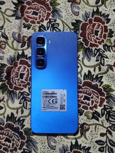 Infinix Hot 60i 8/256 unique Variant