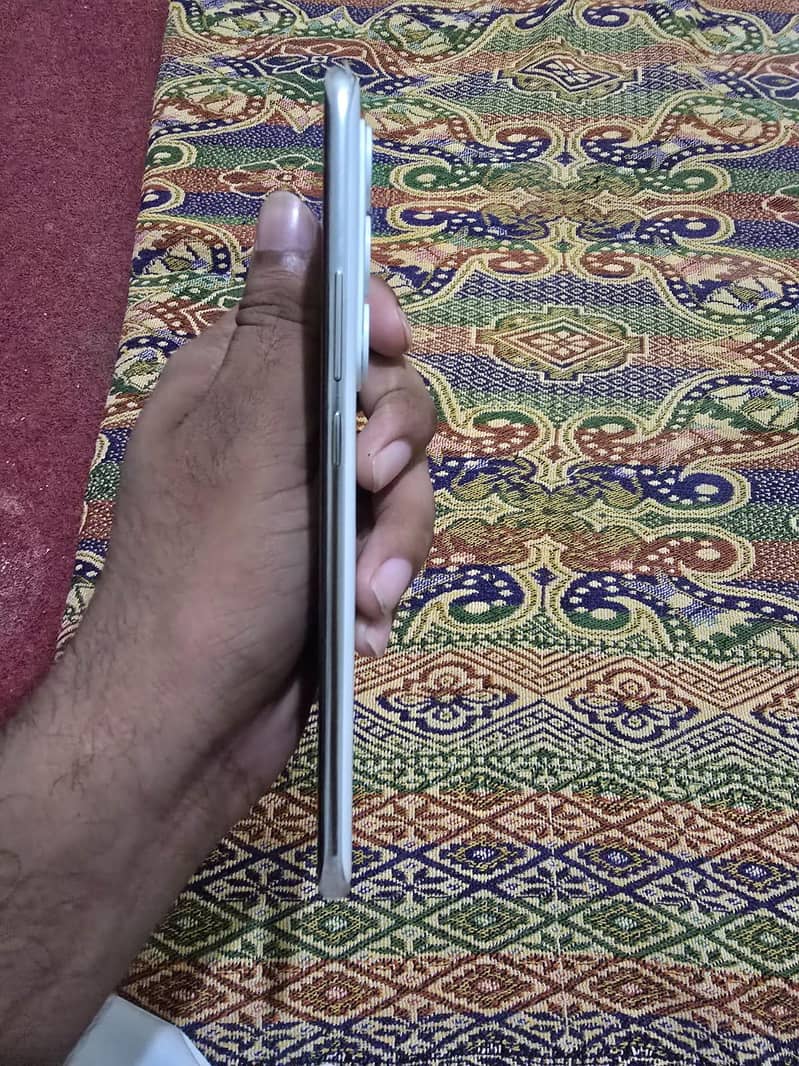 Tecno spark 40 pro + 2