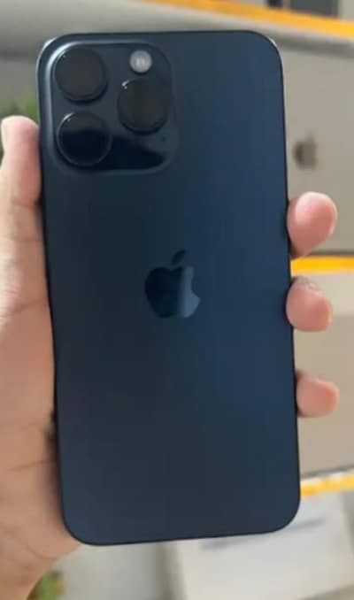 Apple iPhone 15 Pro Max original phone 10/10