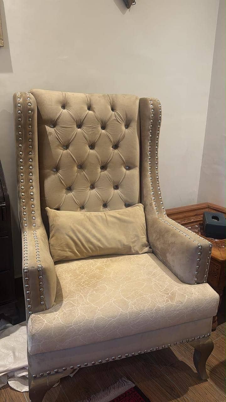 Sofa like new 0